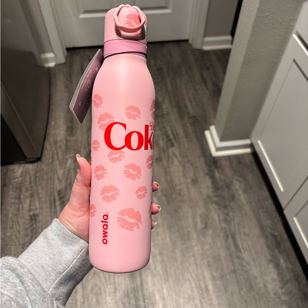 Owala 24oz Special Edition Diet Coke Stainless Steel FreeSip TWIST